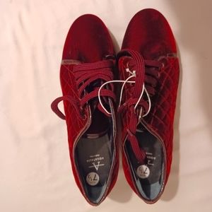 Aquatalia burgundy velvet flats